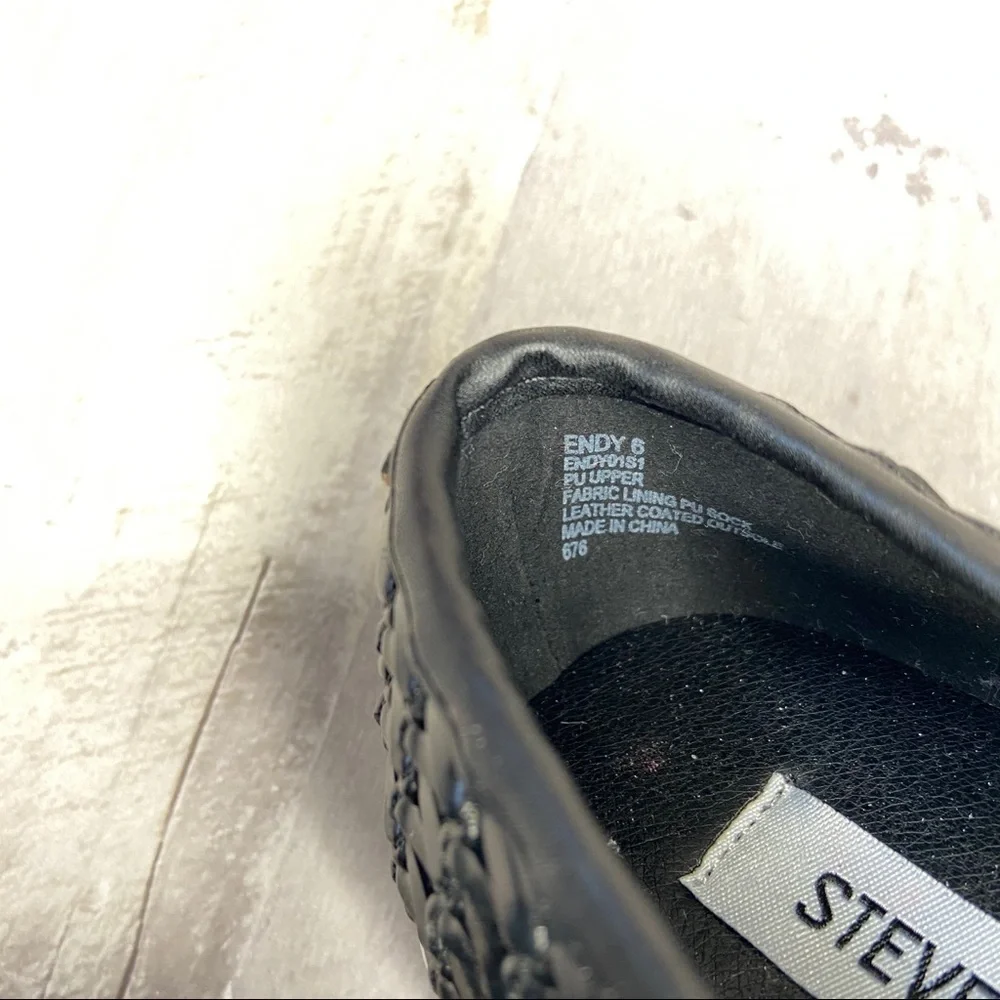 NWOT Steve Madden Black Woven Endy Slip On